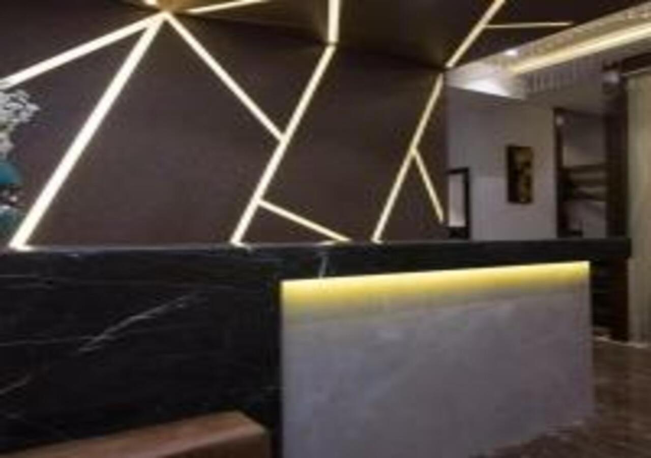 Hotel Meriton Mumbai International Airport T-2 외부 사진